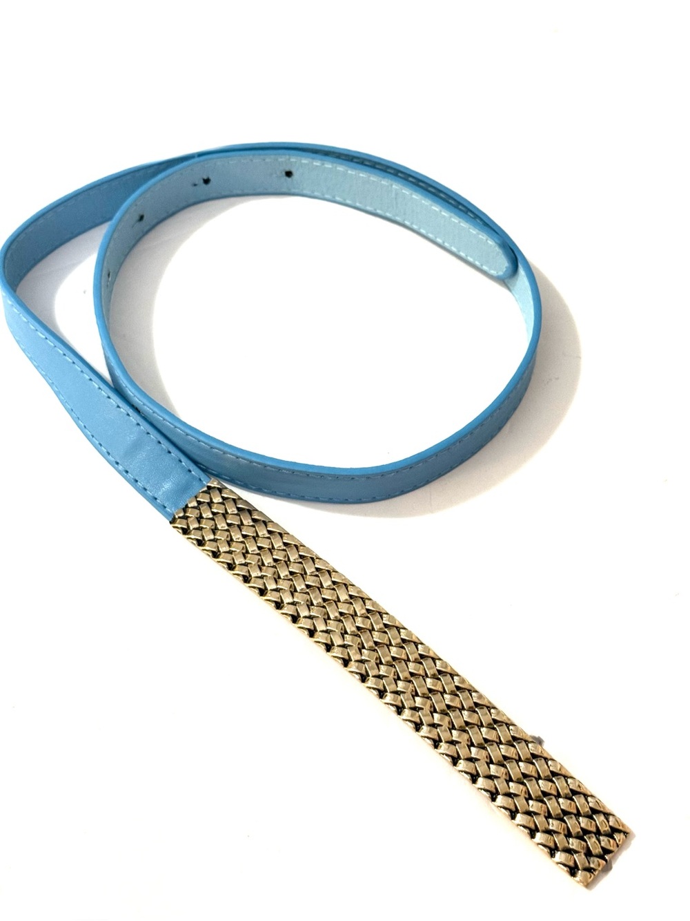 NWT Cornflower Blue Women’s Faux Leather Belt with Gold-Tone Detail fits 26-32”